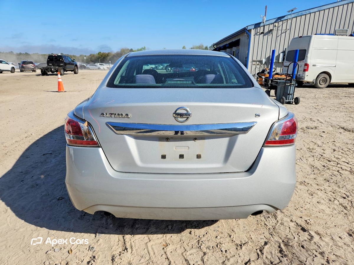 Nissan Altima 2015