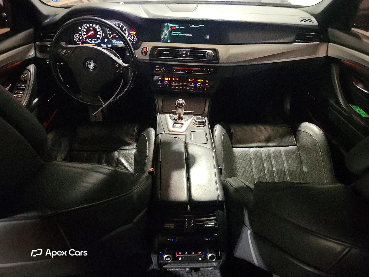 BMW M5 2013
