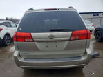 Toyota Sienna 2004
