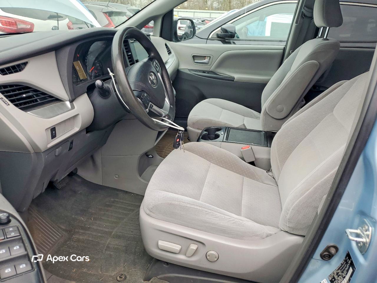 Toyota Sienna 2015