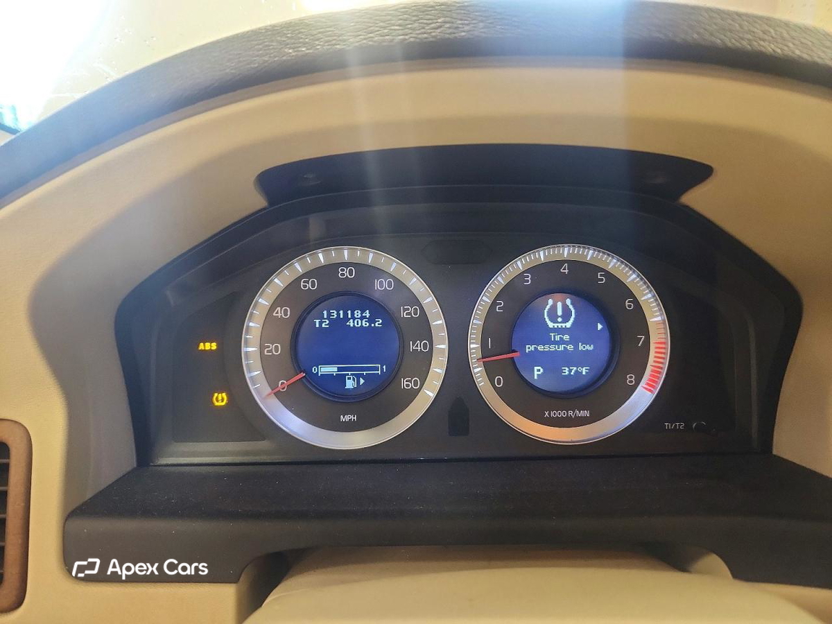 Volvo XC70 2010