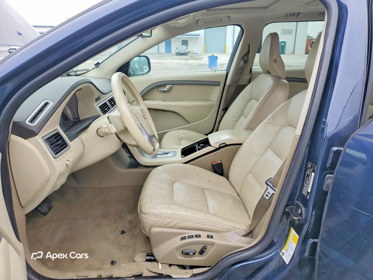 Volvo XC70 2010