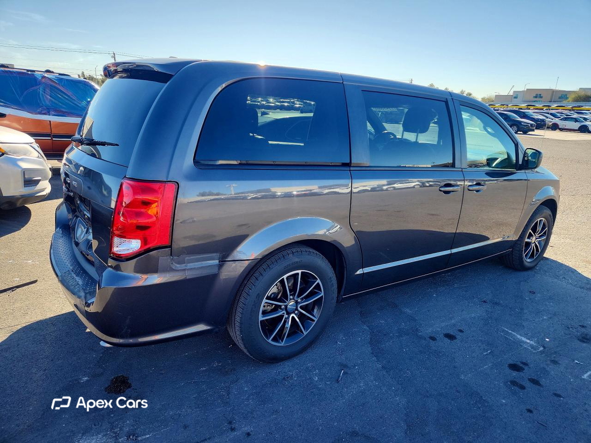 Dodge Caravan 2019