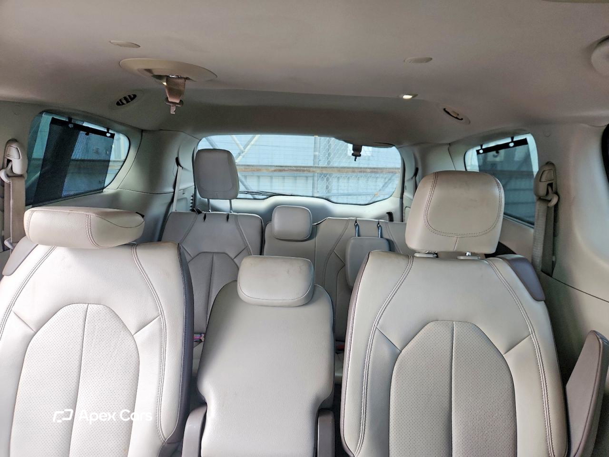 Chrysler Pacifica 2017