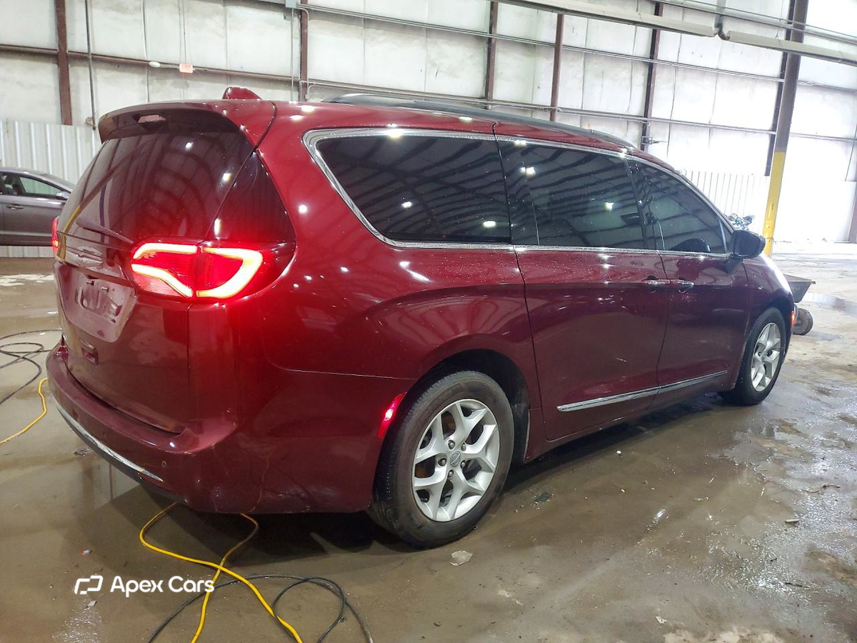 Chrysler Pacifica 2017