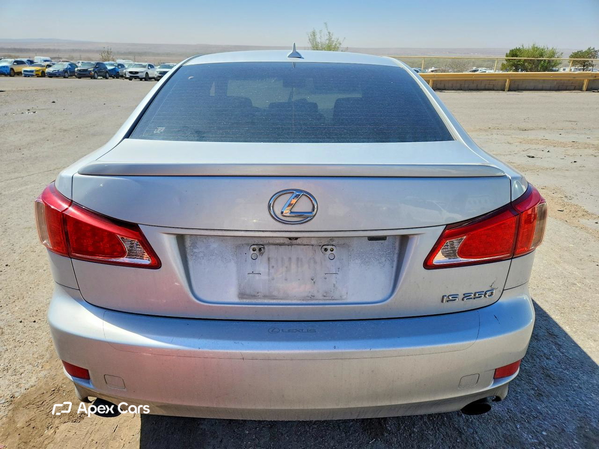 Lexus IS 2012