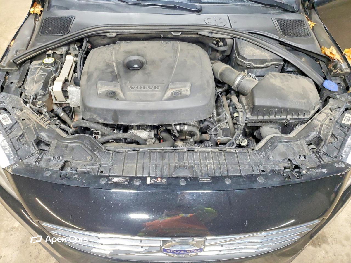 Volvo V60 2015