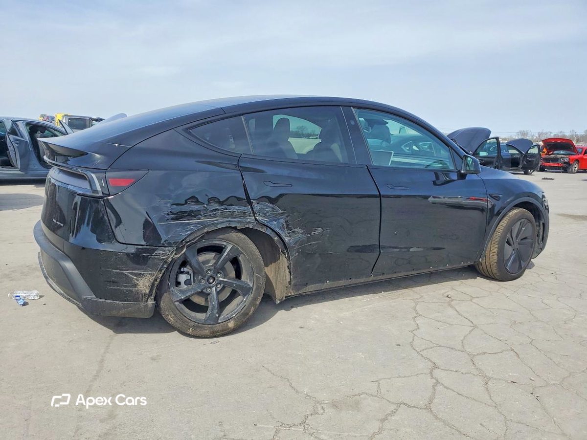 Tesla Model Y 2026