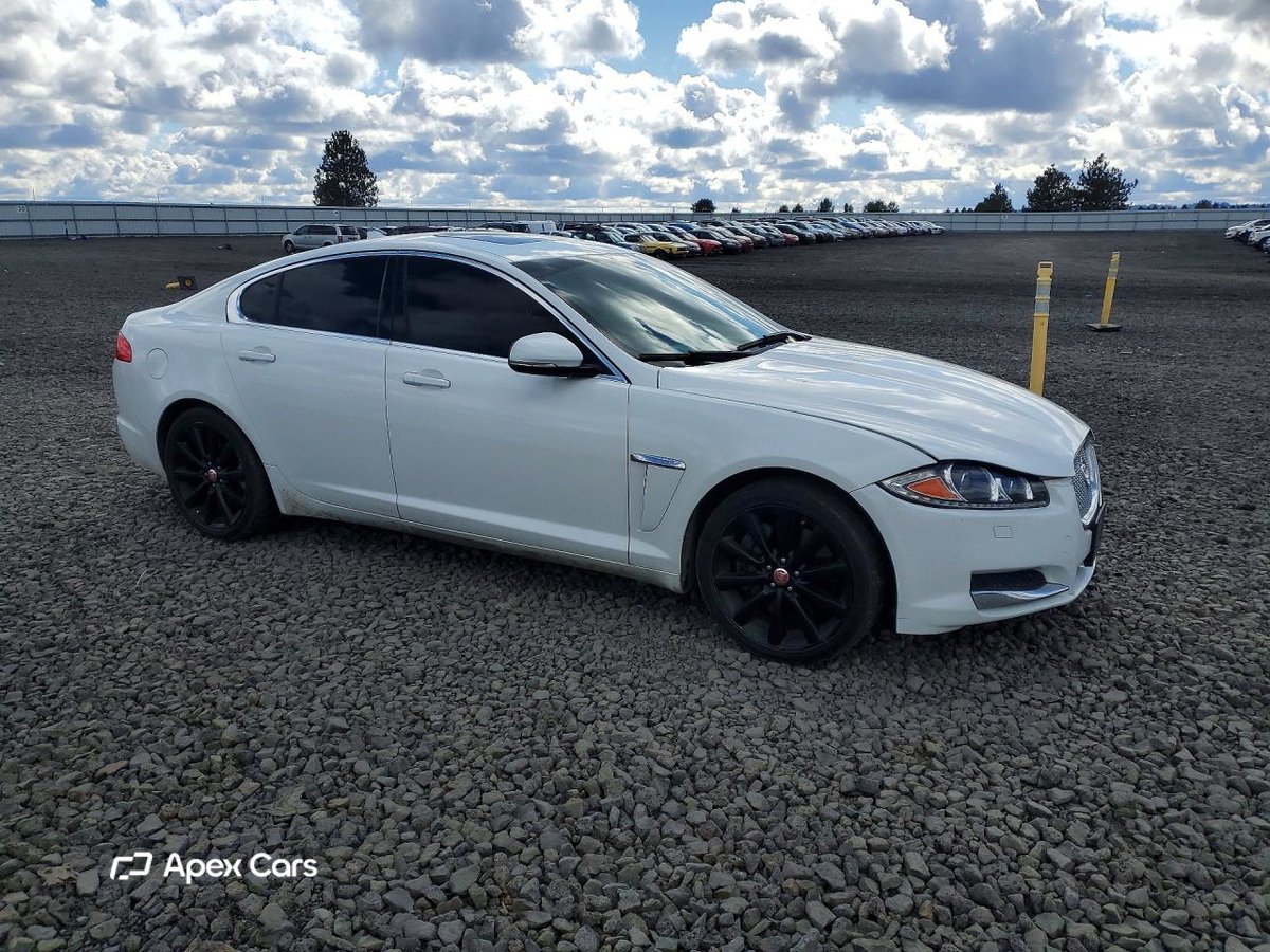 Jaguar XF 2014