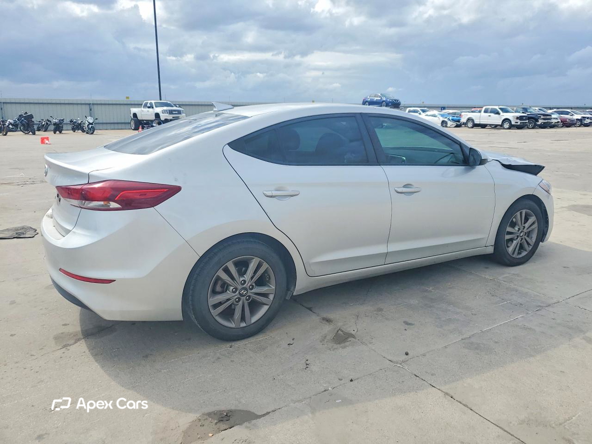 Hyundai Elantra 2018