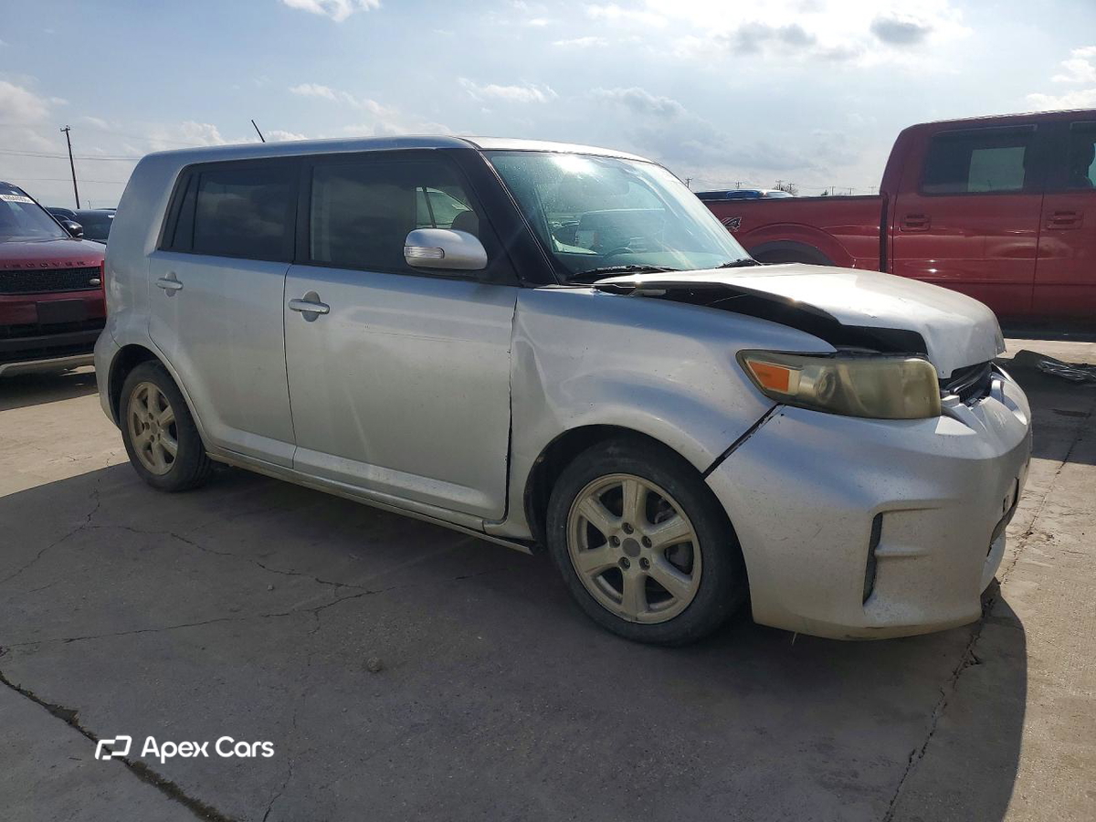 Toyota  2011
