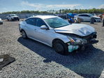Nissan Altima 2020