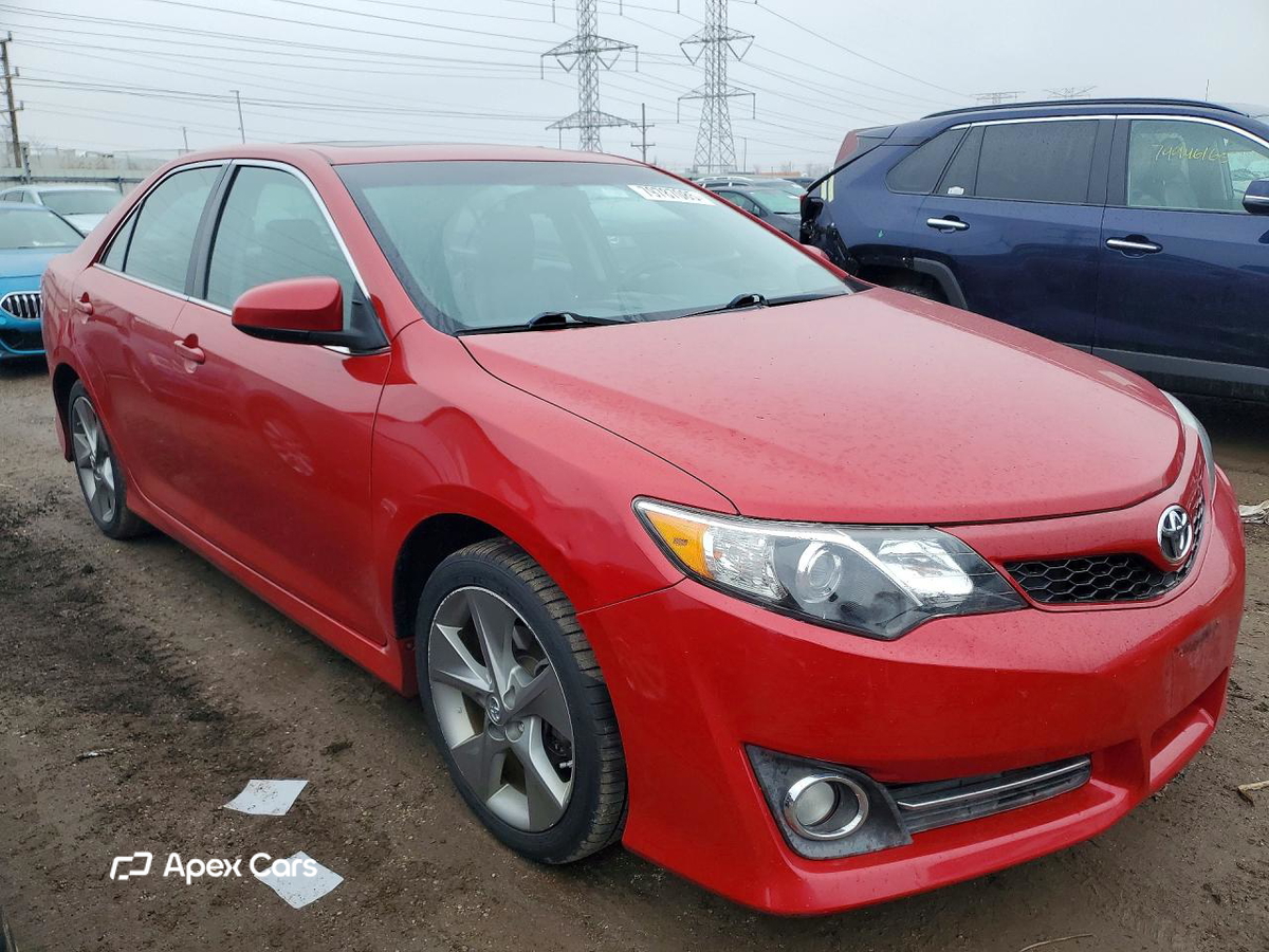 Toyota Camry 2012