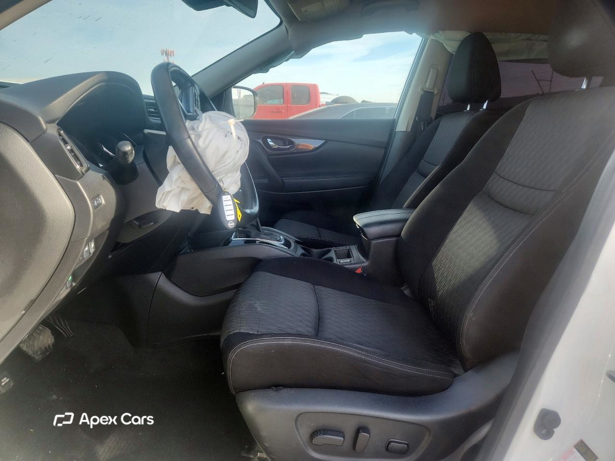 Nissan Rogue 2020