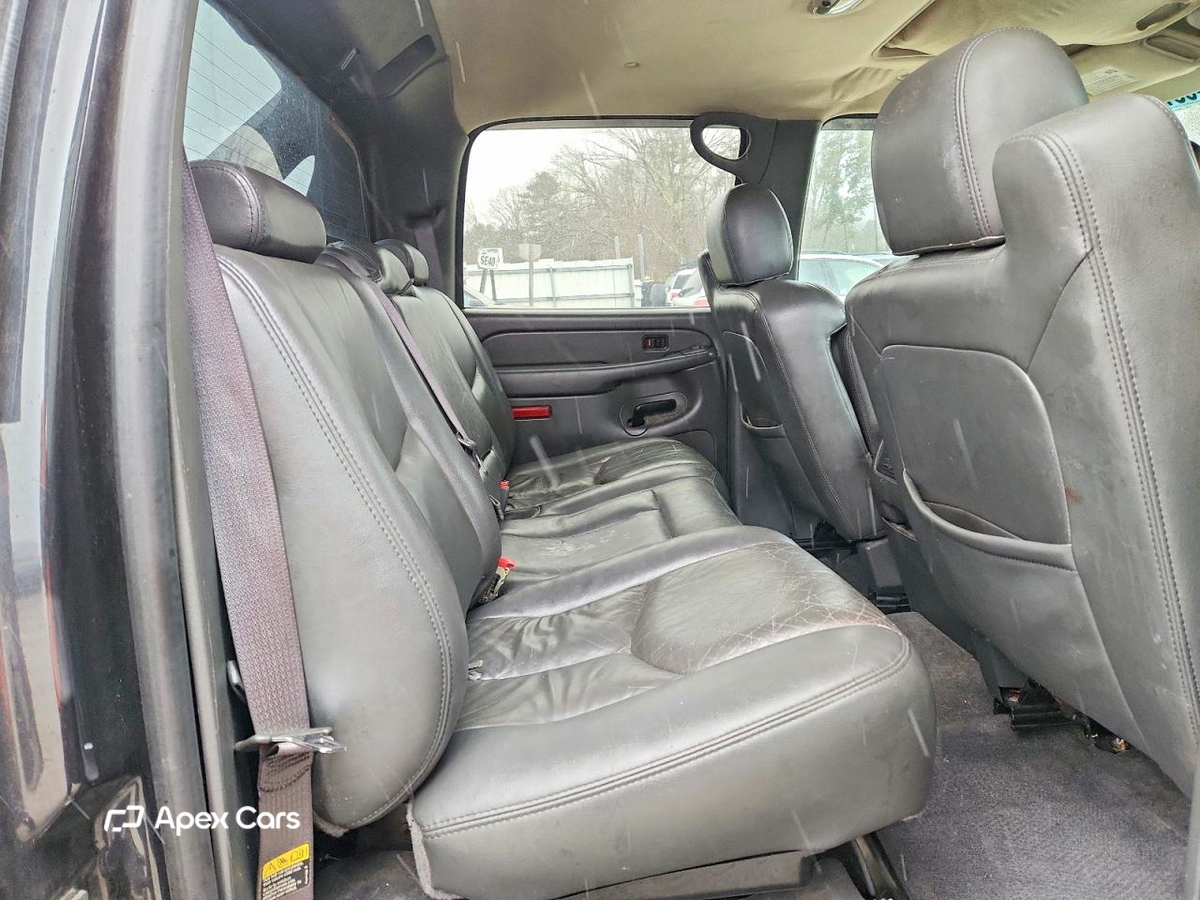 Chevrolet Avalanche 2004