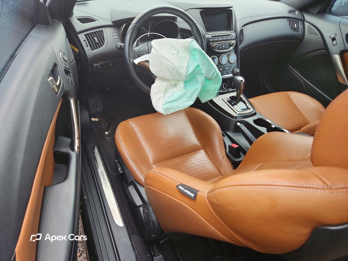Hyundai Genesis 2013