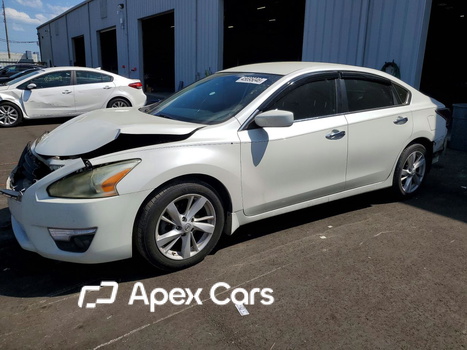 Nissan Altima 2015 - Image 1 of 13