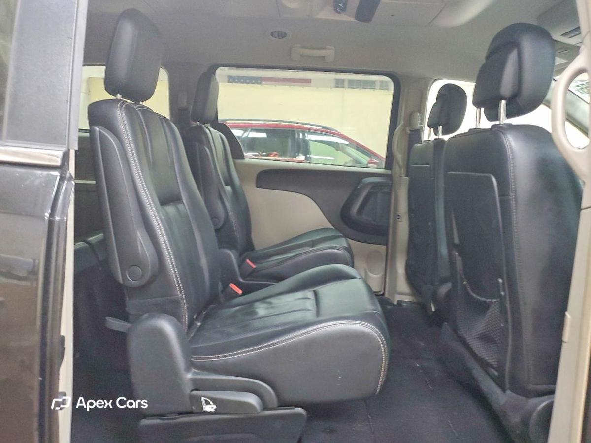 Dodge Caravan 2017