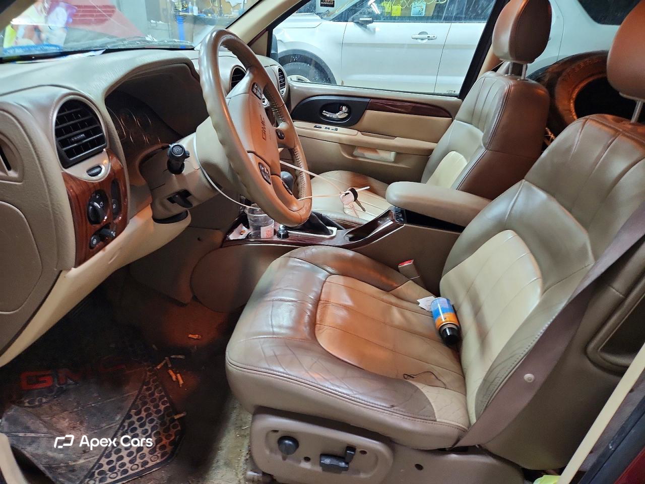 GMC Envoy 2004
