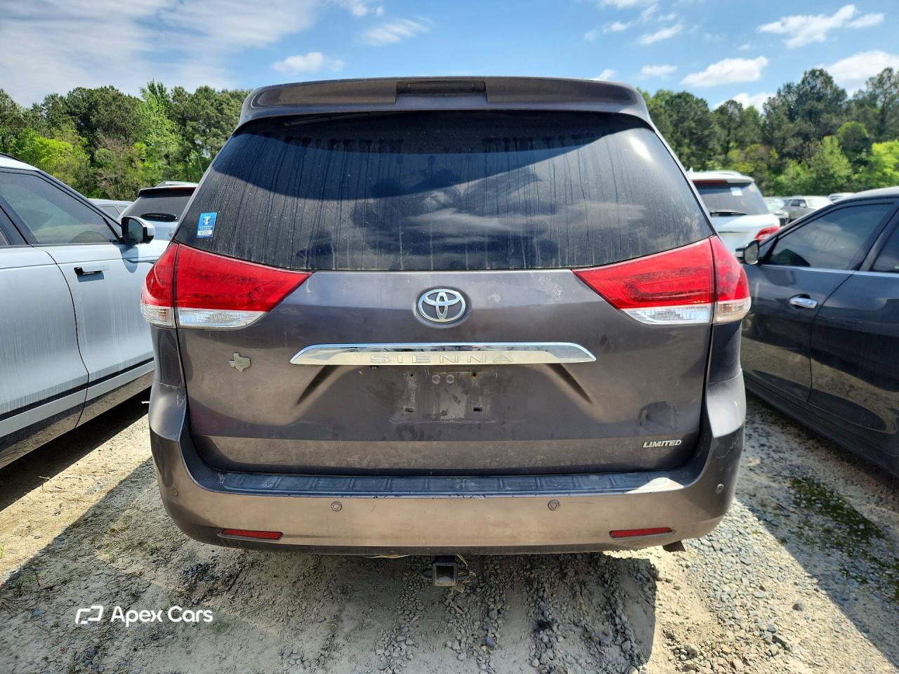 Toyota Sienna 2011