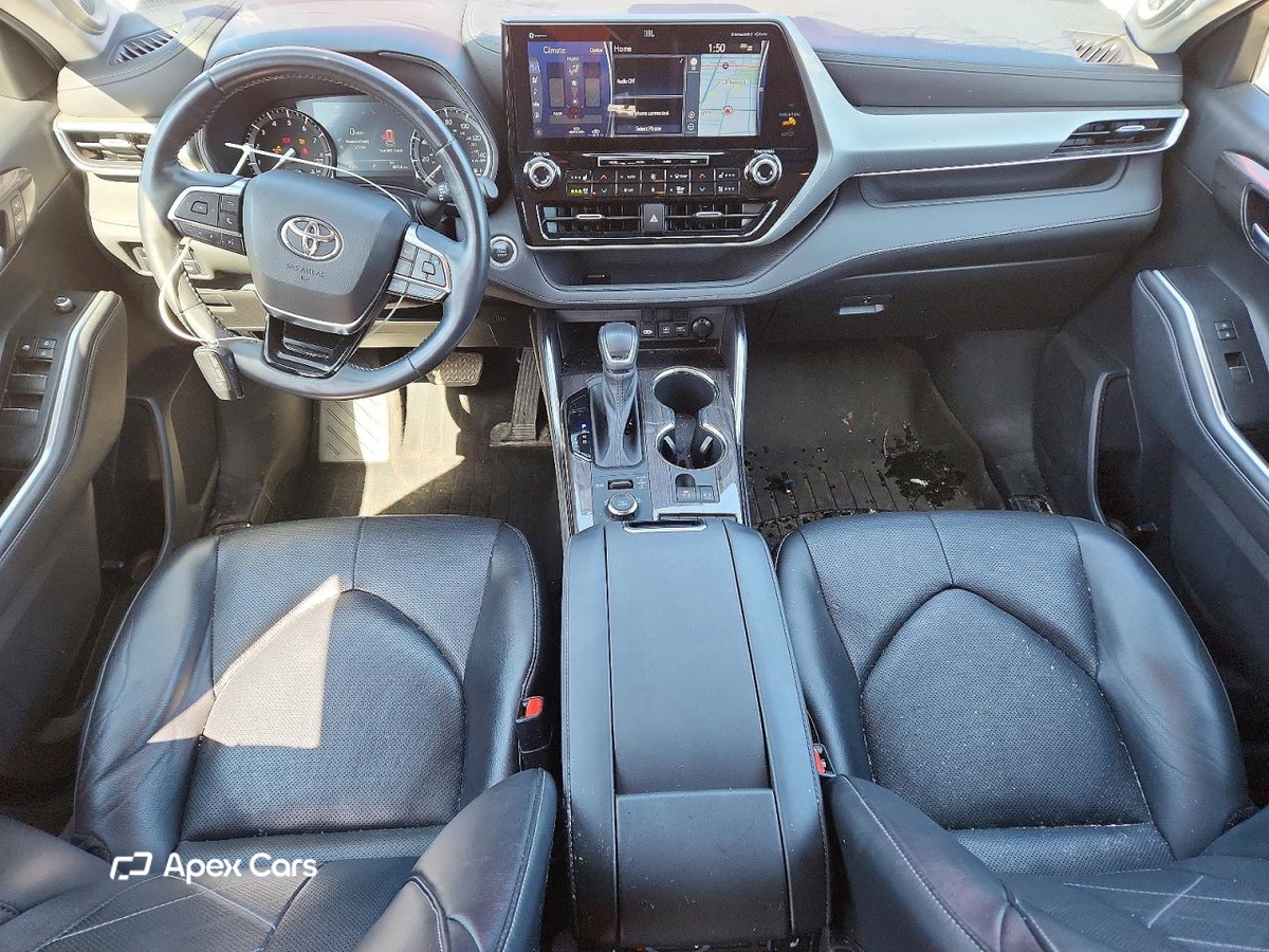 Toyota Highlander 2021
