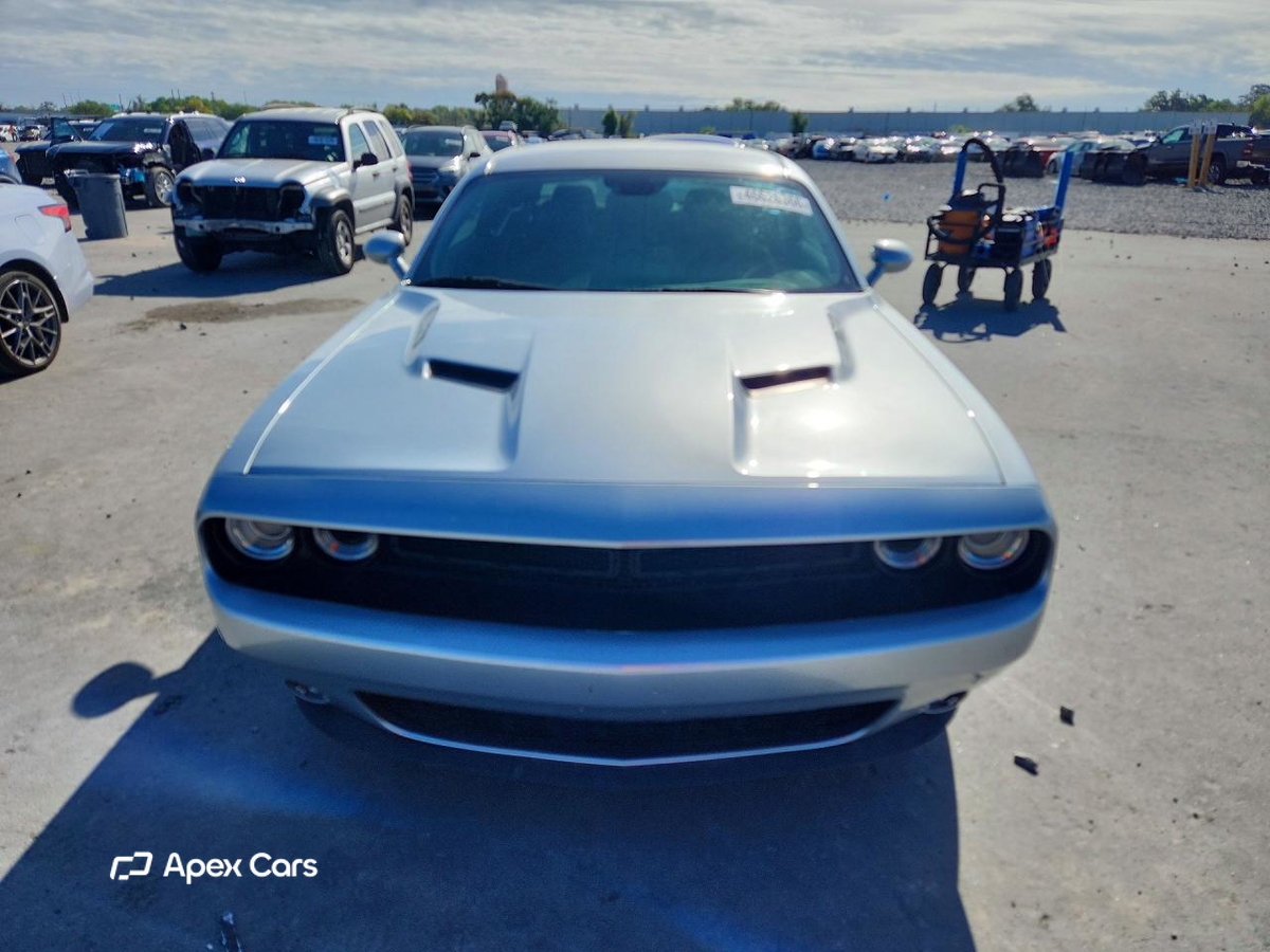 Dodge Challenger 2020