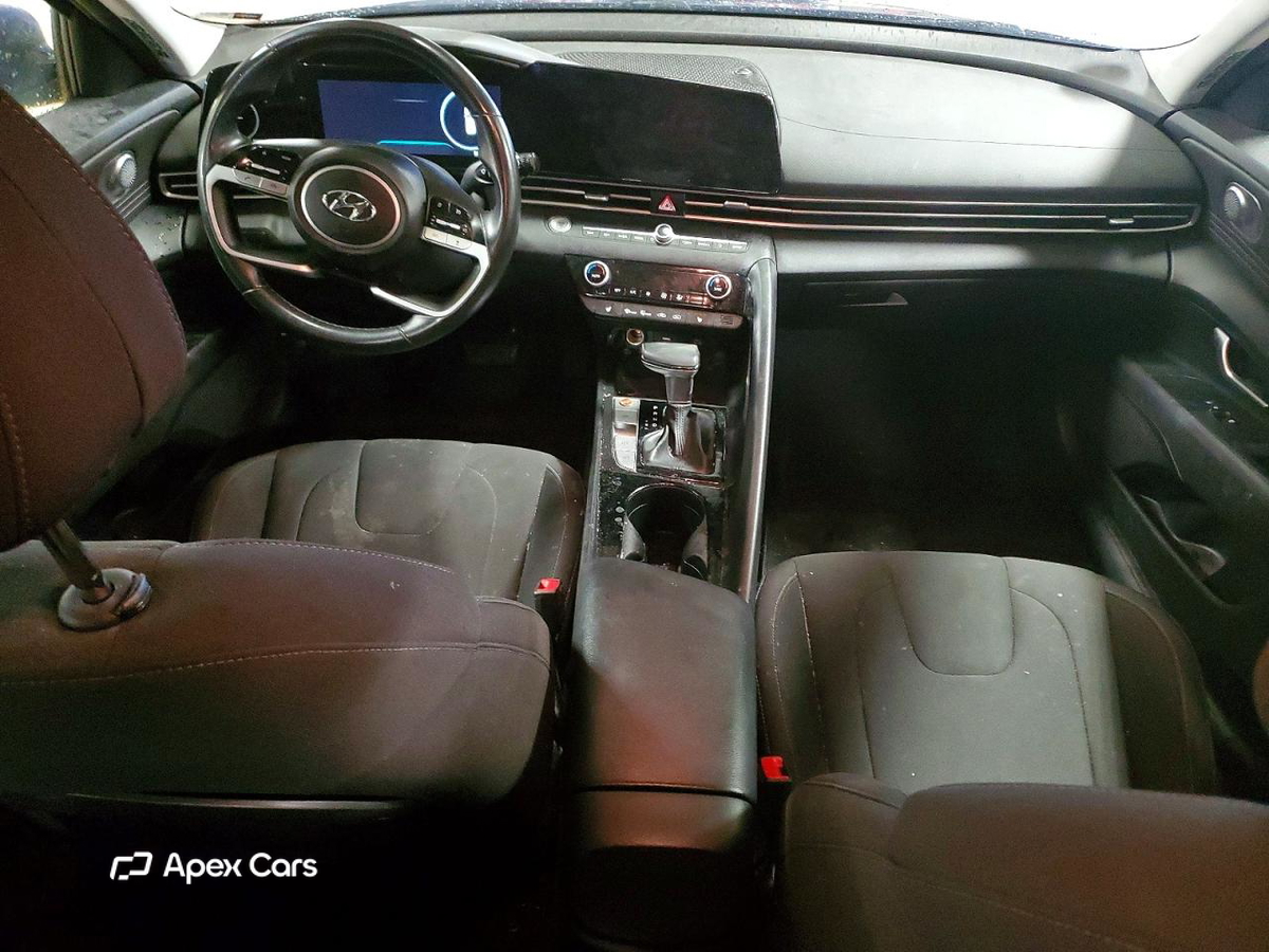 Hyundai Elantra 2023
