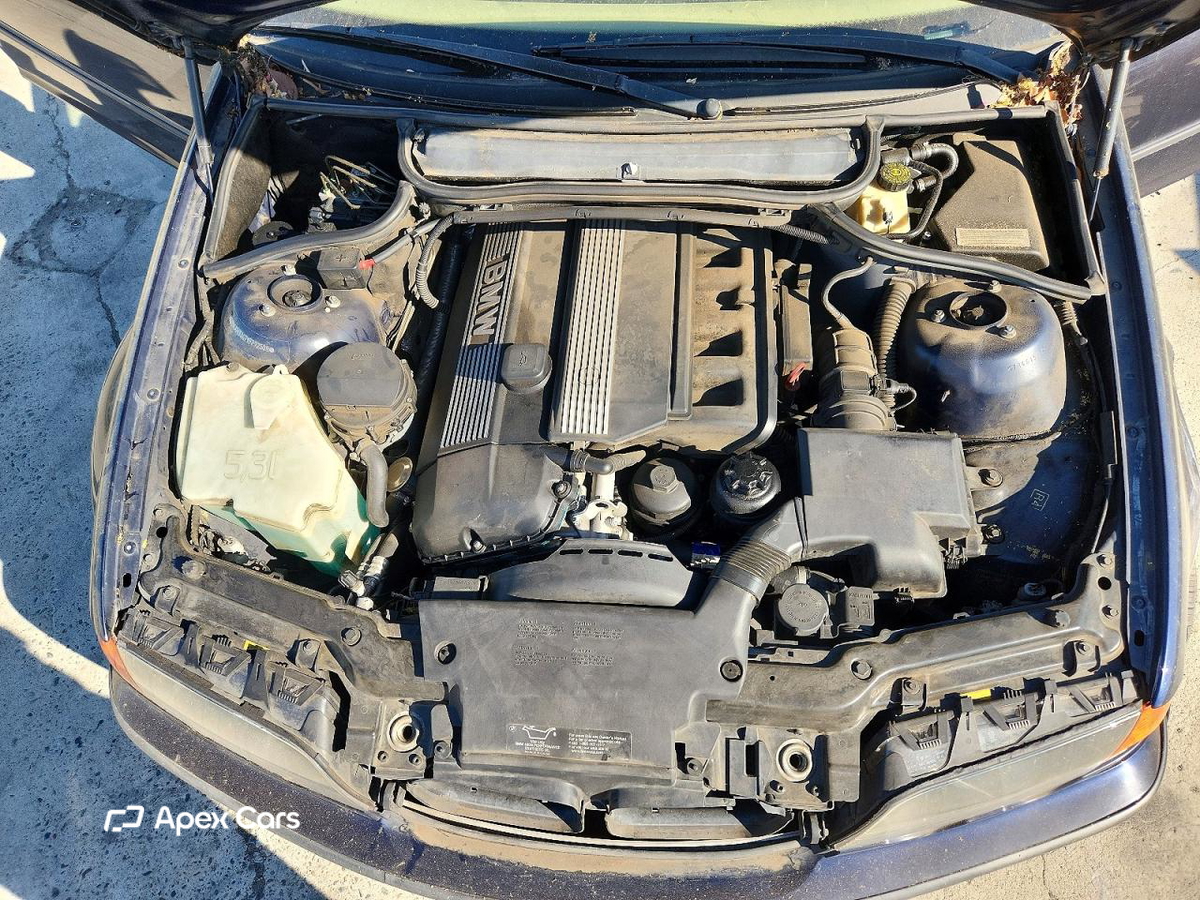 BMW Series 3 2000