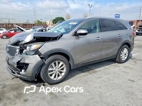 Kia Sorento 2017 - Image 1 of 14