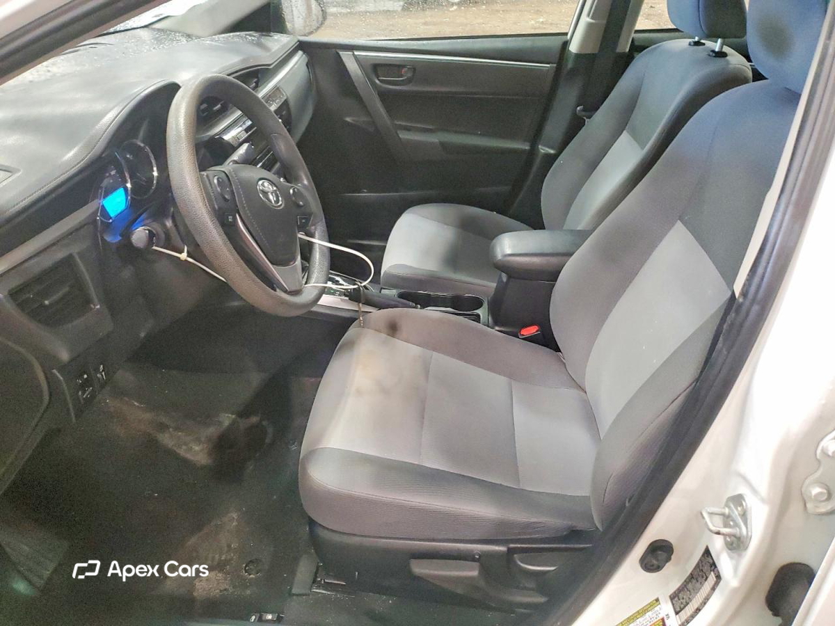 Toyota Corolla 2015