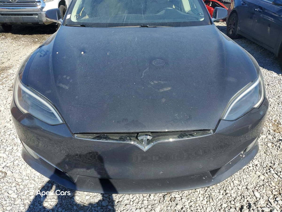 Tesla Model S 2017