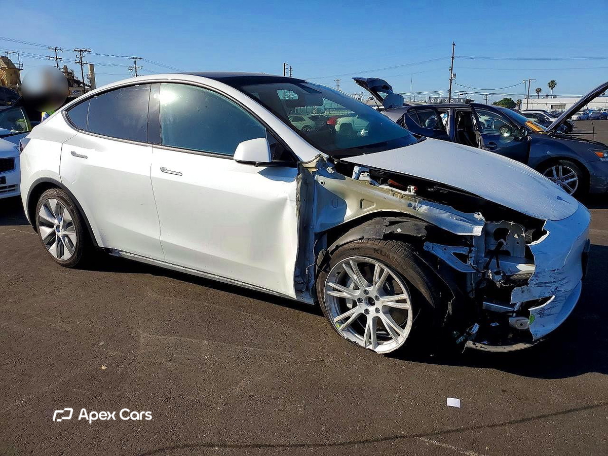 Tesla Model Y 2022