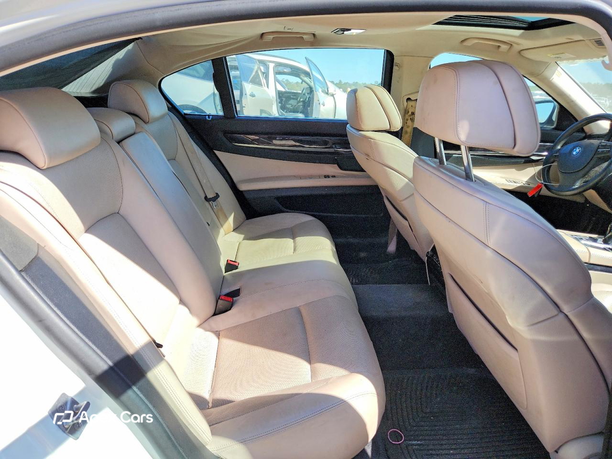 BMW Series 7 2011