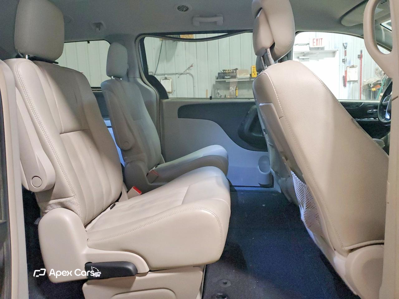 Chrysler Voyager 2015
