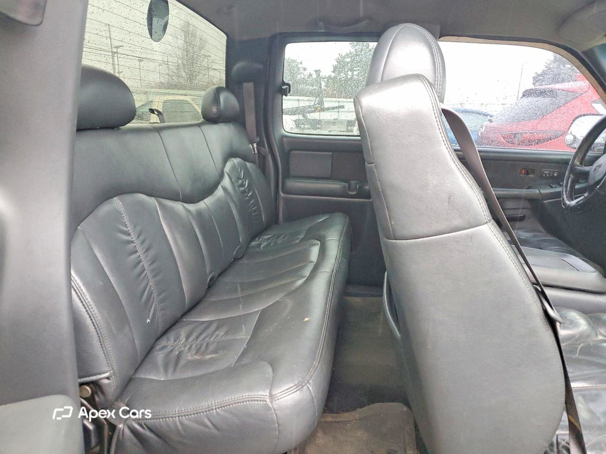Chevrolet Silverado 2001