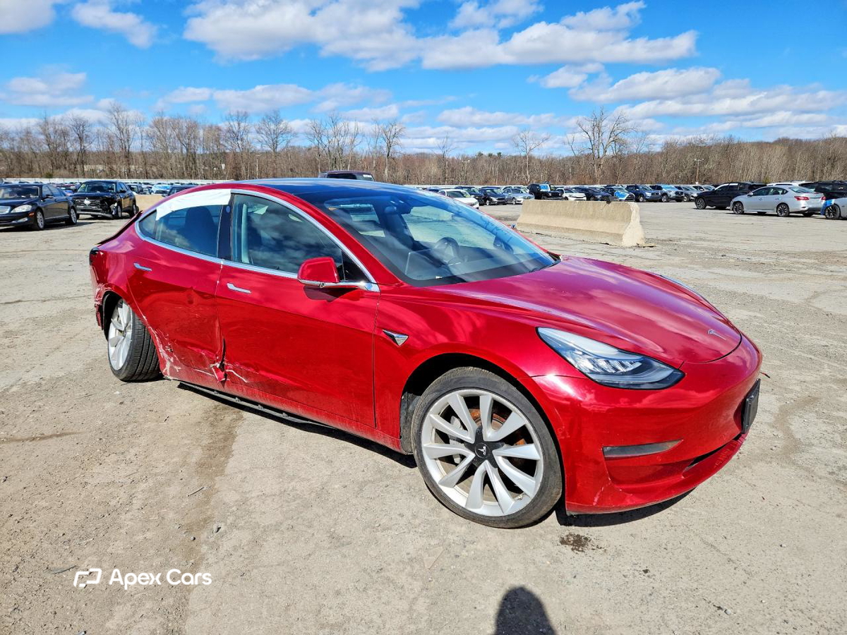 Tesla Model 3 2020