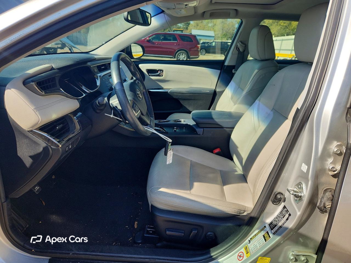 Toyota Avalon 2013