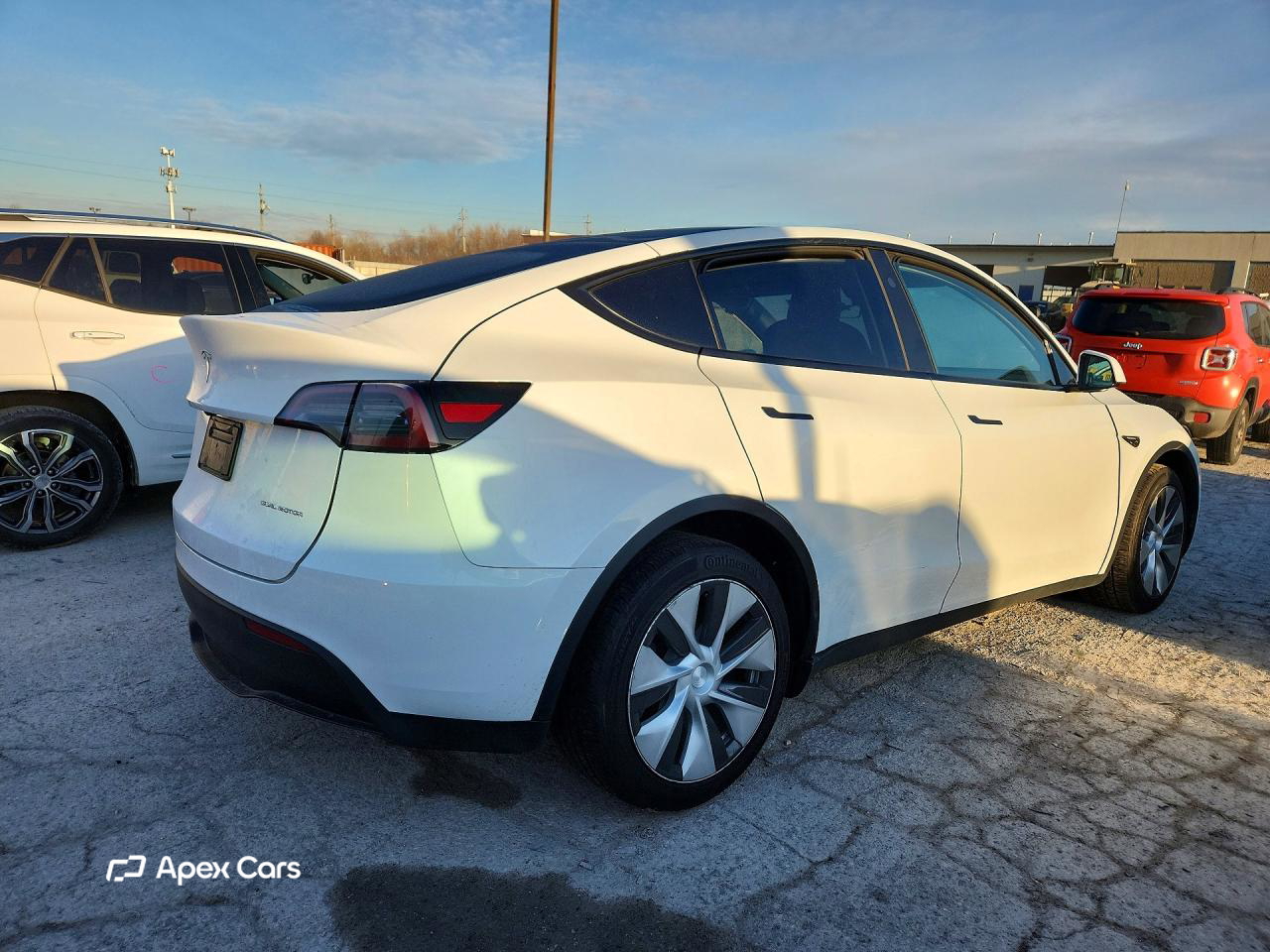 Tesla Model Y 2023