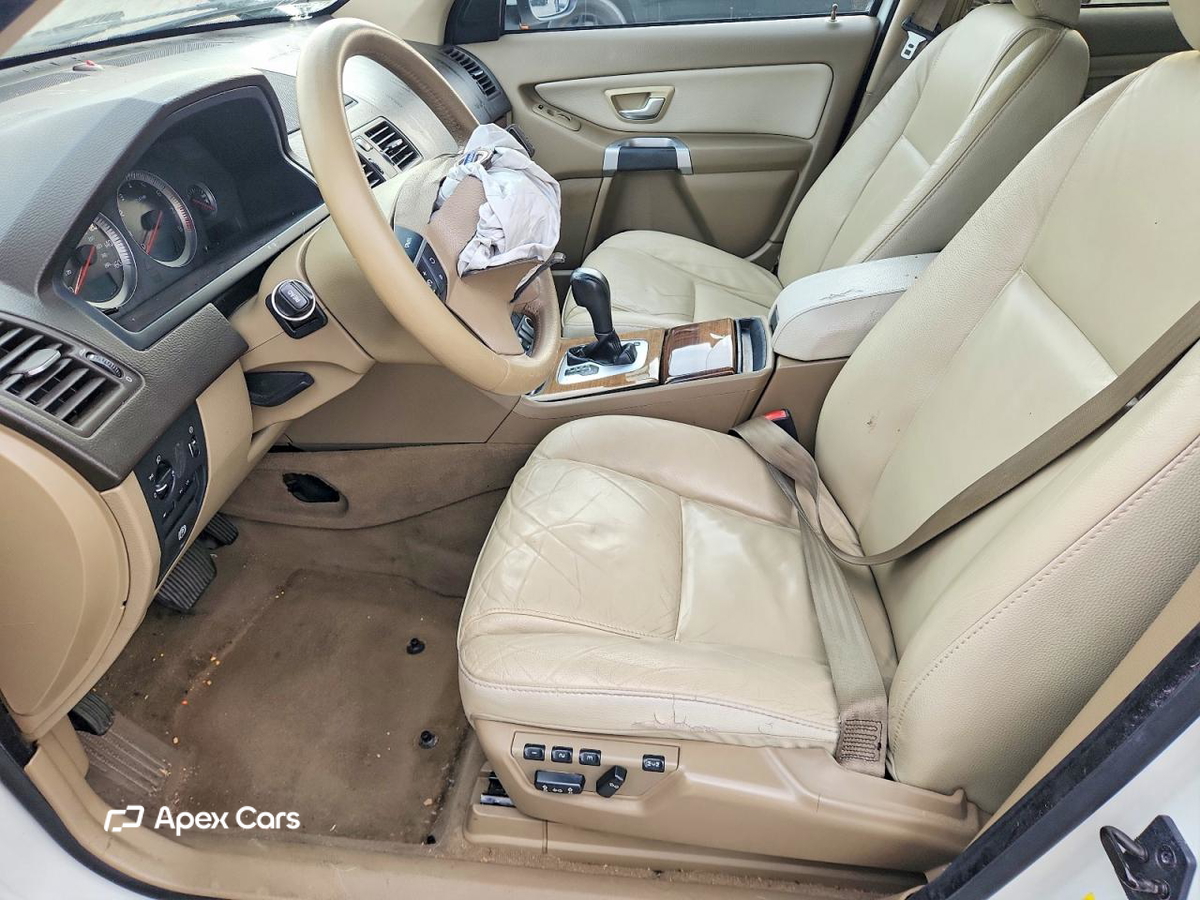 Volvo XC90 2011