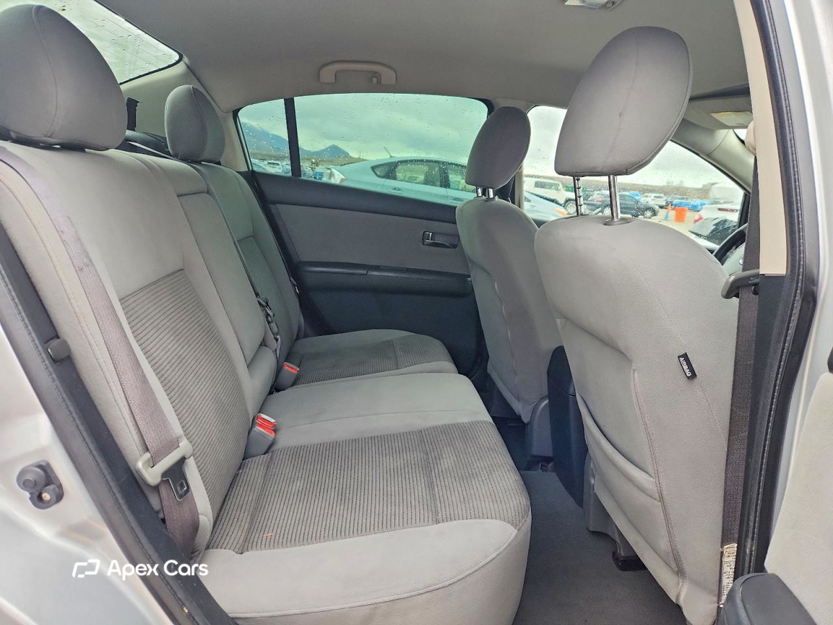 Nissan Sentra 2012