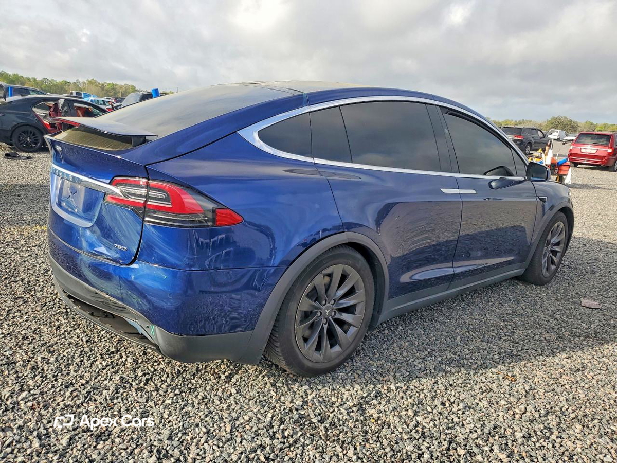 Tesla Model X 2018