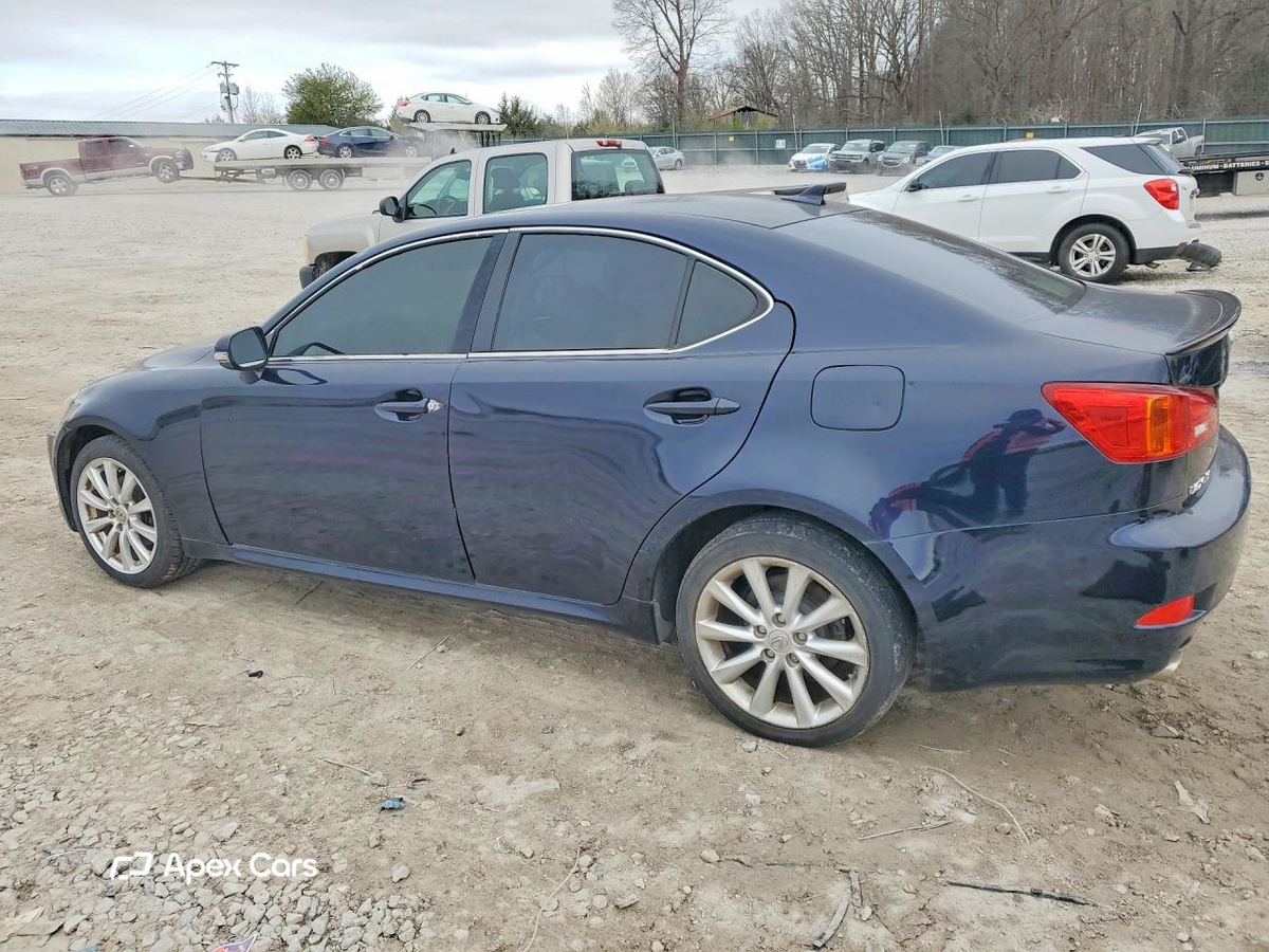 Lexus IS 2010