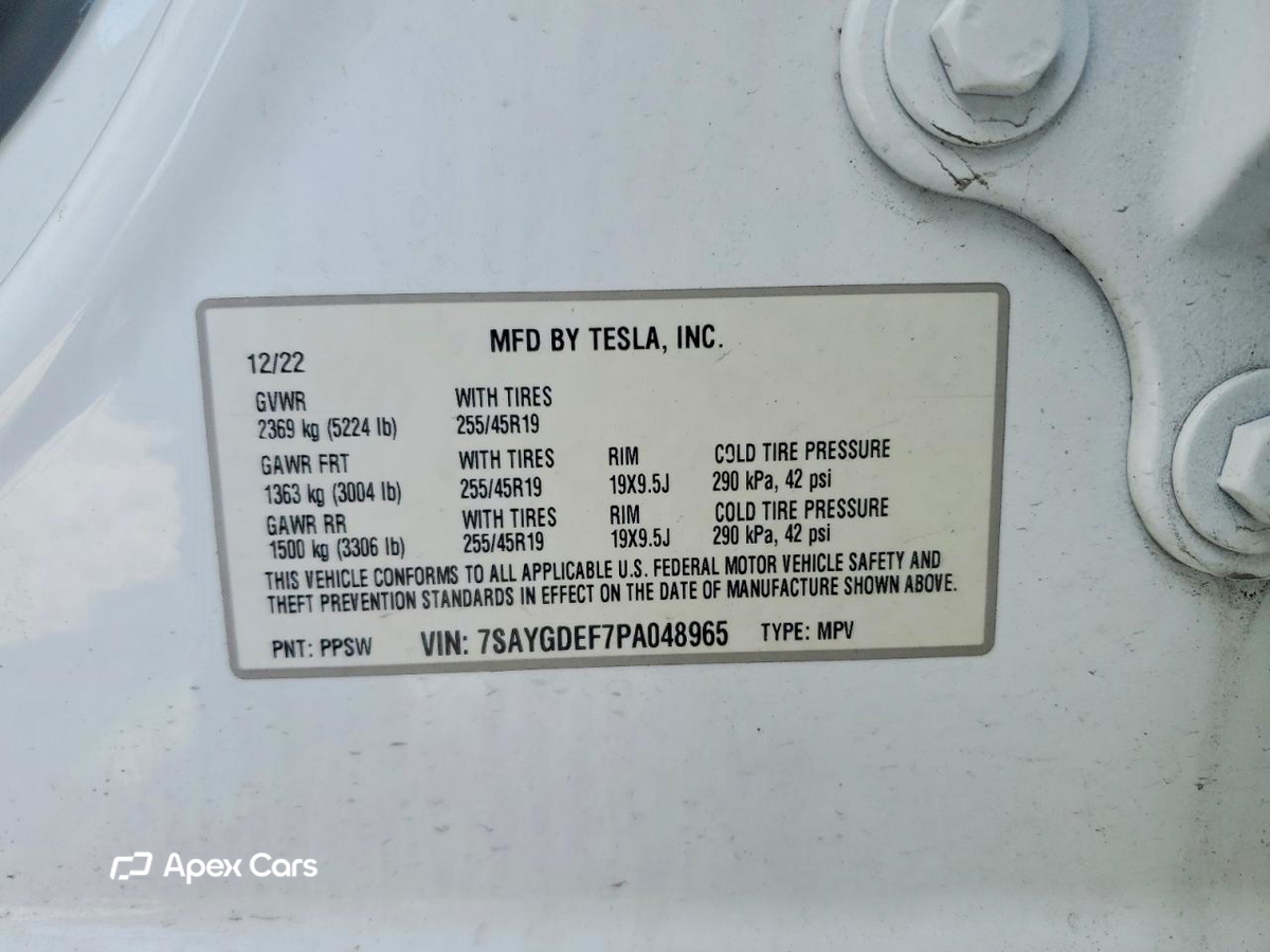Tesla Model Y 2023