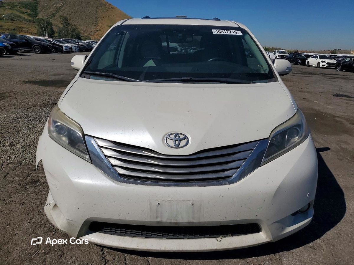 Toyota Sienna 2015