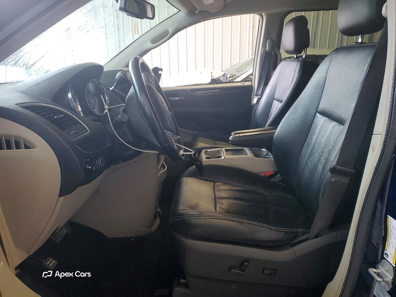 Chrysler Voyager 2015