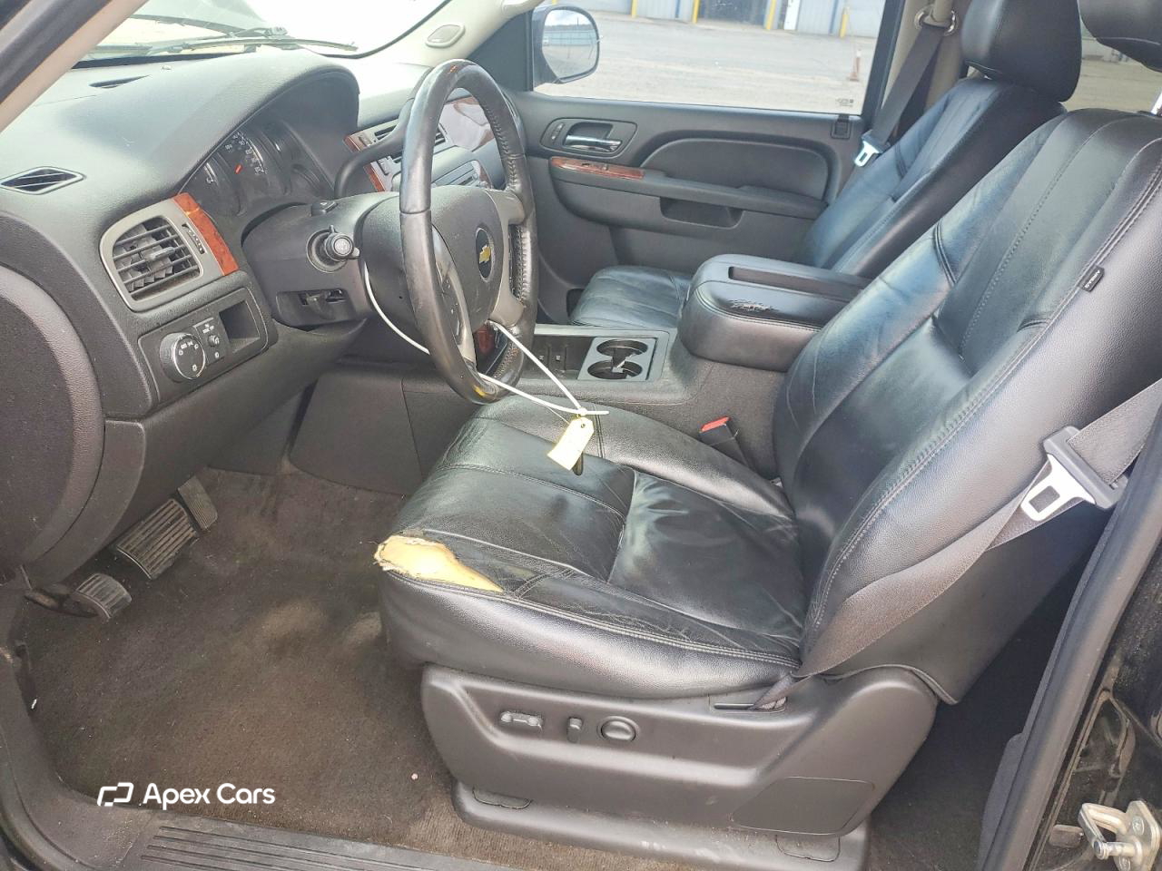 Chevrolet Suburban 2012
