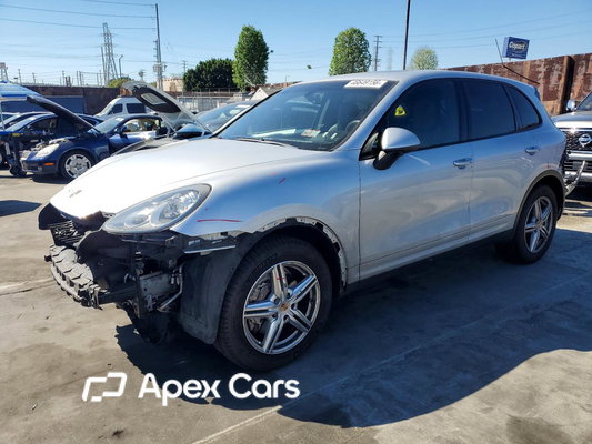 Porsche Cayenne 2013 - Image 1 of 13