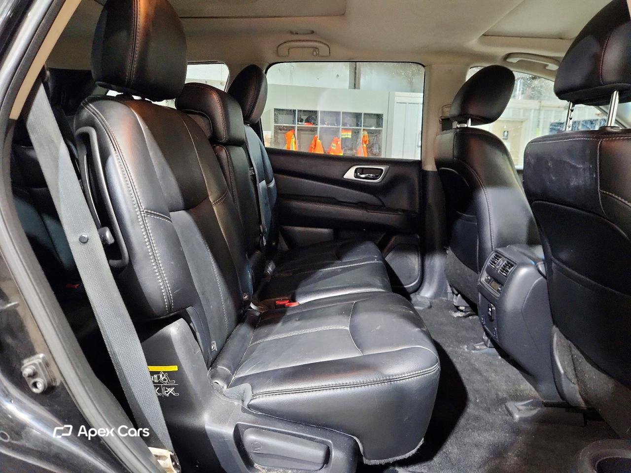Nissan Pathfinder 2015