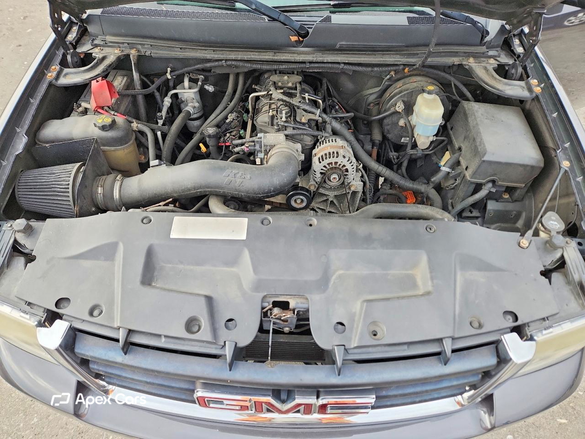 GMC Sierra 2011