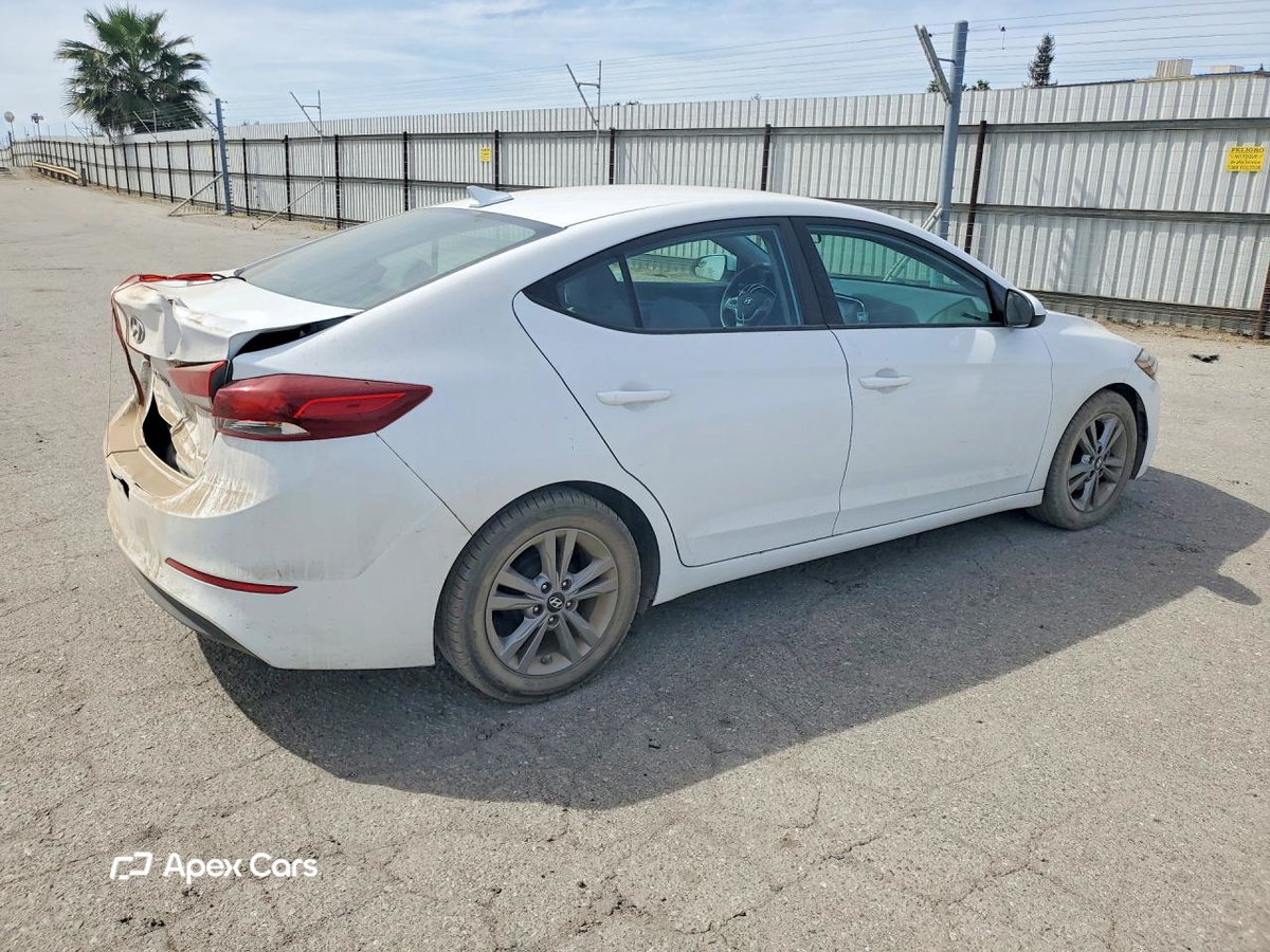 Hyundai Elantra 2017